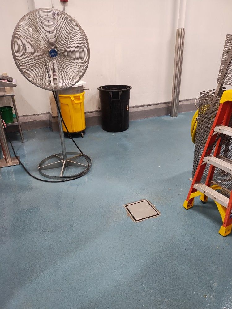 Storage Unit Things Must Go