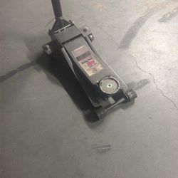 Pittsburgh Car Jack 