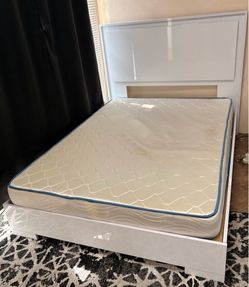 FULL SIZE BED FOR SALE