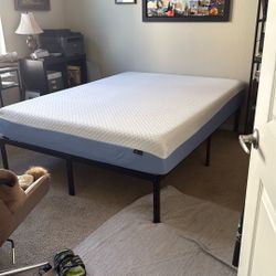 Green Tea Memory Foam Queen Mattress 