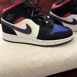 Air Jordan 1 Mid SE GS 'Rivals'