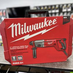 Milwaukee 1” Ads Plus Rotary Hammer Kit