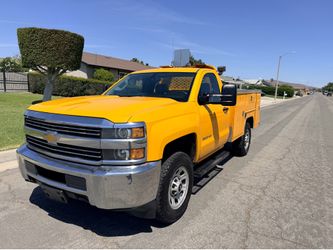 2015 Chevrolet Silverado 2500 commercial service truck