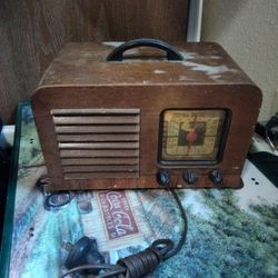 Old Radio 