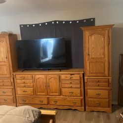 Queen Bedroom Set