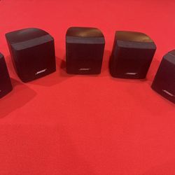 Bose Single Cube Satellite Speaker Black Acoustimass Lifestyle Set of 5 in Miami