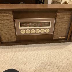 Vintage Packard Bell Stereophonic Radio/Stereo 1960s cabinet, stereo works. 35”x9”x15”.