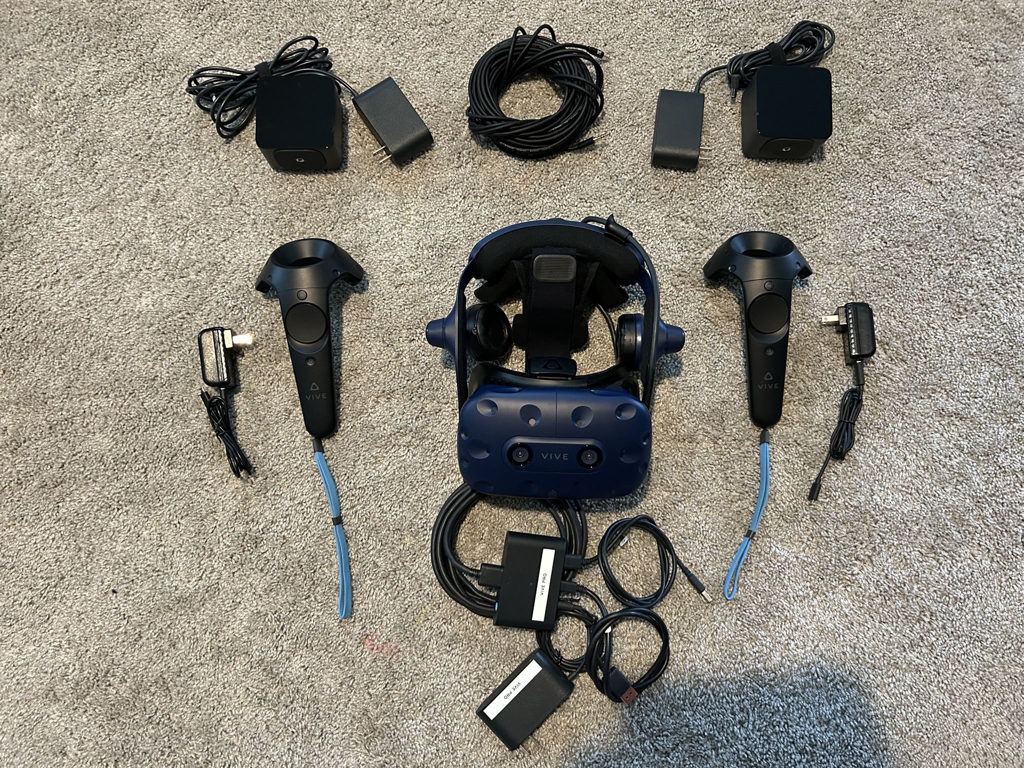 HTC Vive Pro, full set + extras