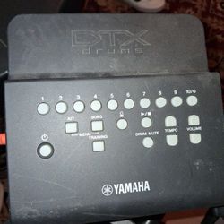Yamaha DTX Drum Set