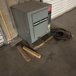 forklift Battery Charger