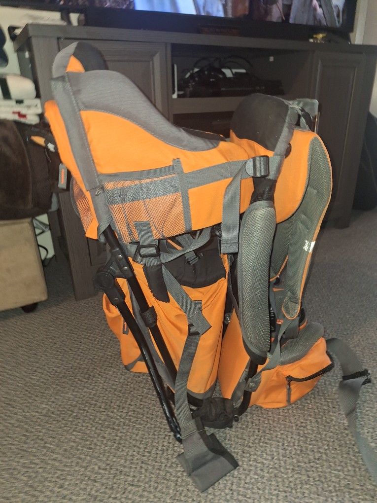 Luvd Baby Hiling Pack/Carrier