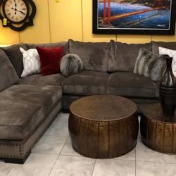 Designer Sectional Couch + FREE DELIVERY