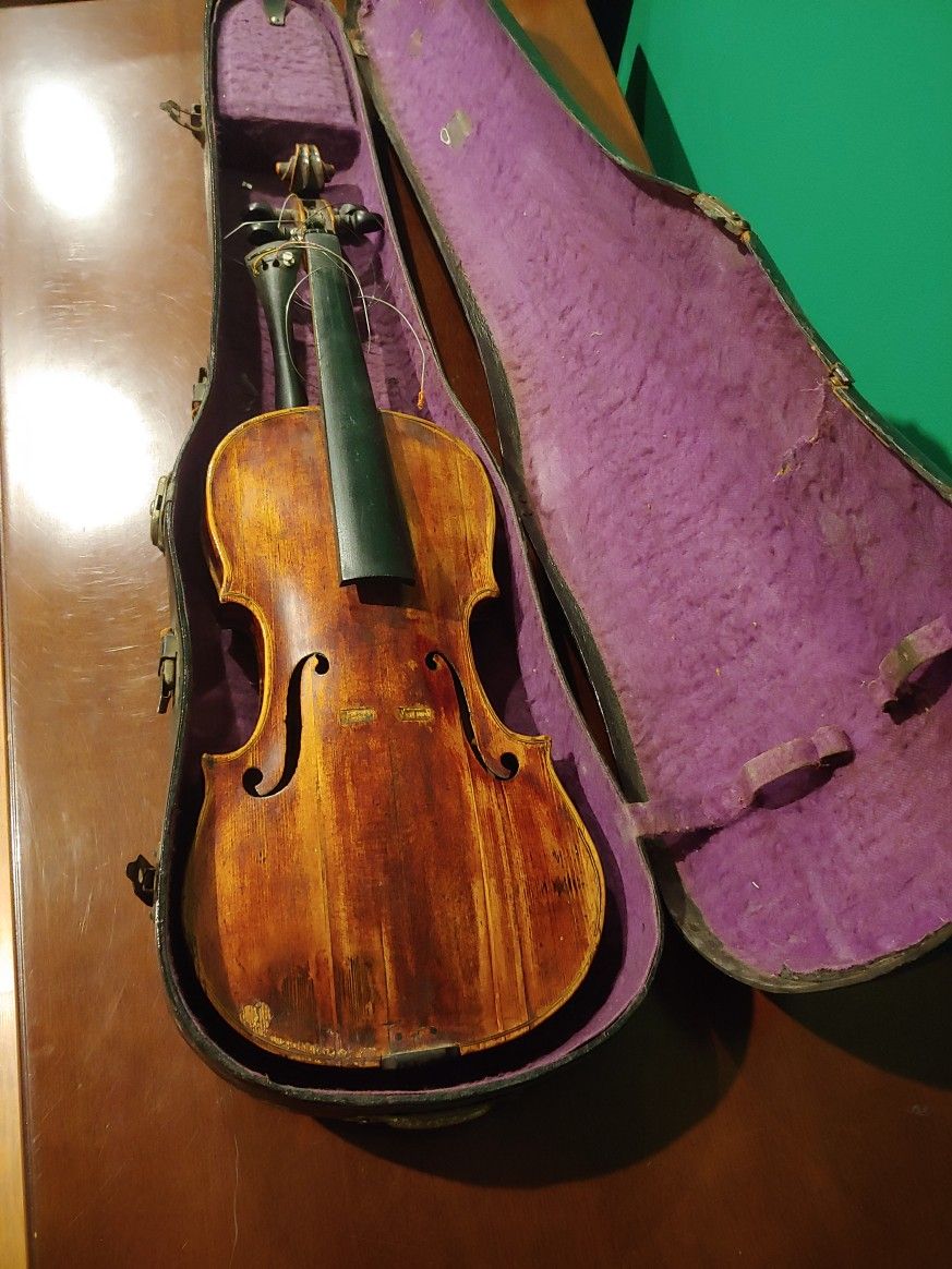 Old Violin Hopf
