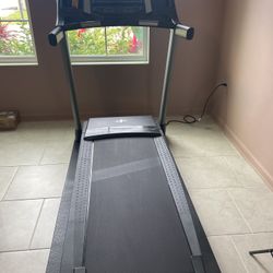 Nordick Track Treadmill