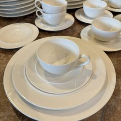 Ubiquity Stone by Lenox Dinnerware Set