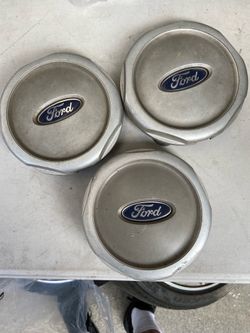 Ford explorer sport trac 01/05 center rim caps