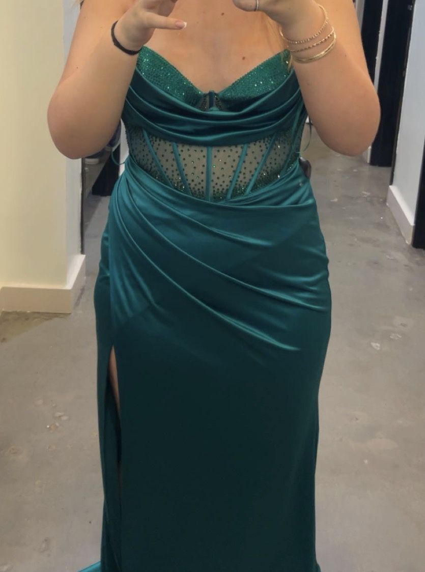 Green prom dress XL from Windsor - cruiseboatoman.com