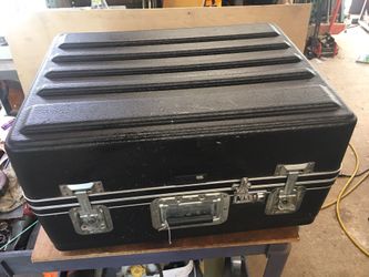 Platt rolling equipment tool case with wheels 24”-19”-13