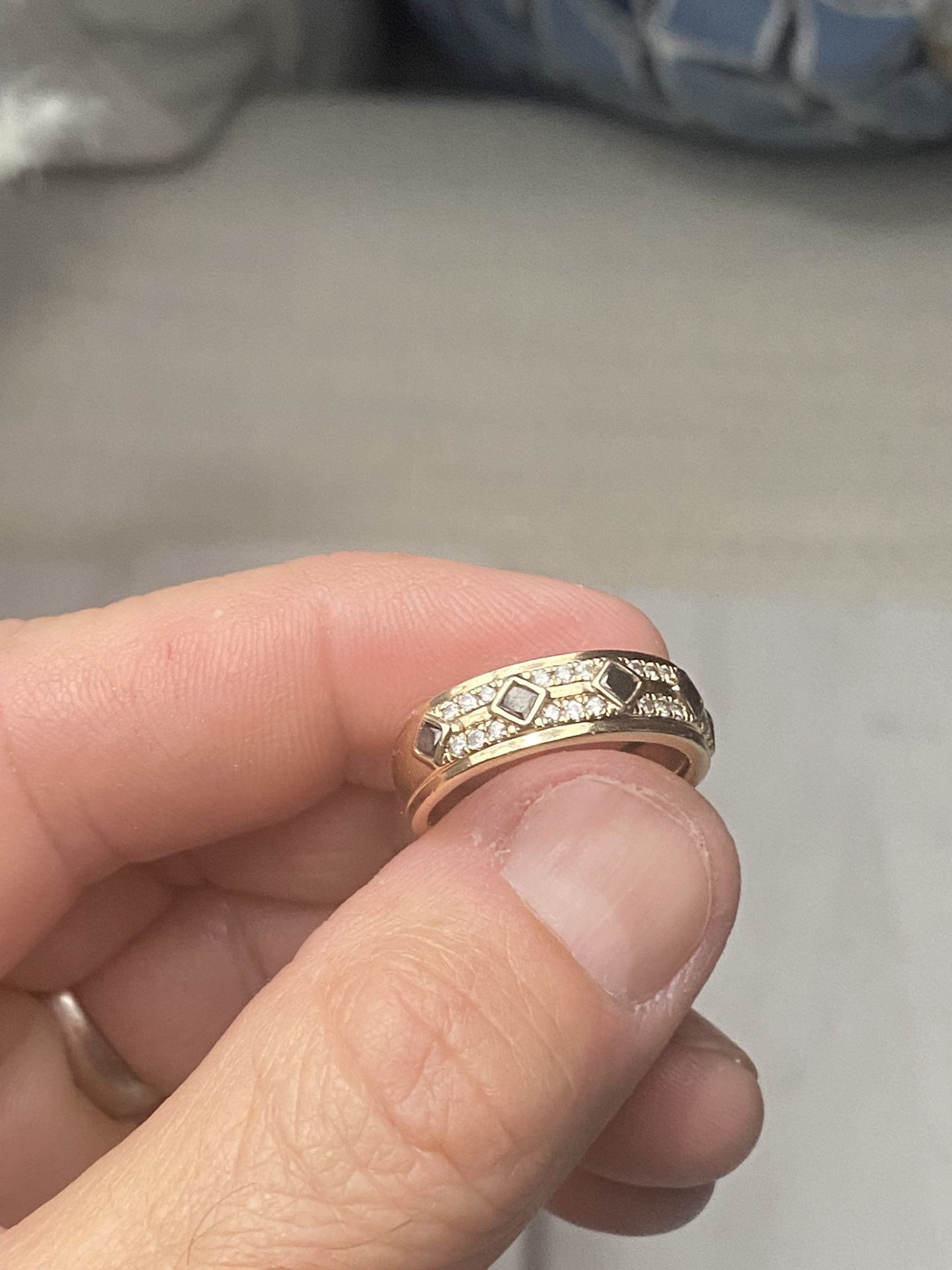 💥FORTH OF JULY SALE!!!!! 🔥Gorgeous Men’s Wedding Band