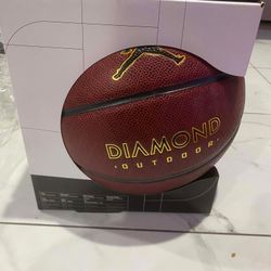 Nike Jordan Diamond 8P Basketball Ball Size 7 29.5" Amber/Metallic Gold Ball