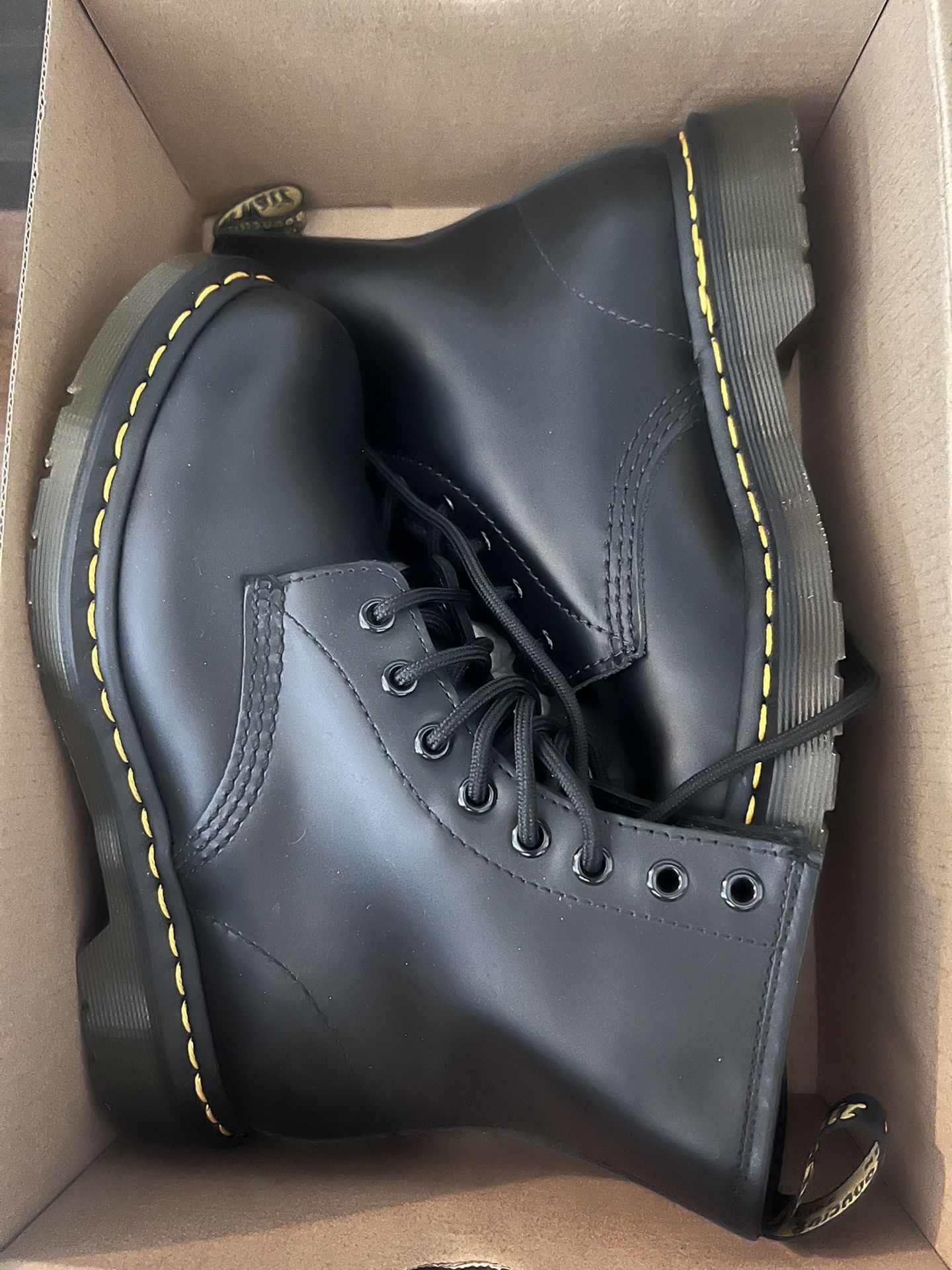 New Women’s Dr. Martens
