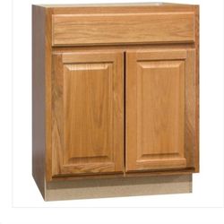 Base Cabinet In Medium Oak