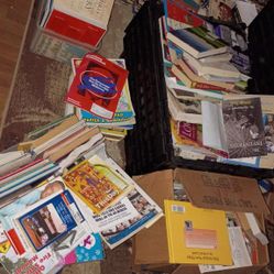 Books and vinyl Records 