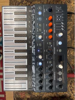Arturia Microfreak