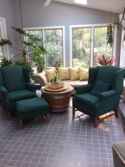 Armchairs with ottoman