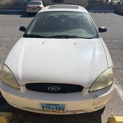 2005 Ford Taurus