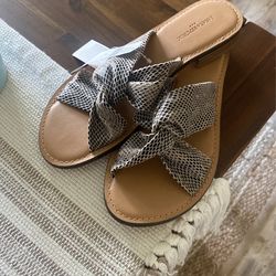Women’s Sandals 