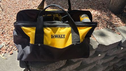 DeWalt Heavy-Duty Canvas Tools with Bag