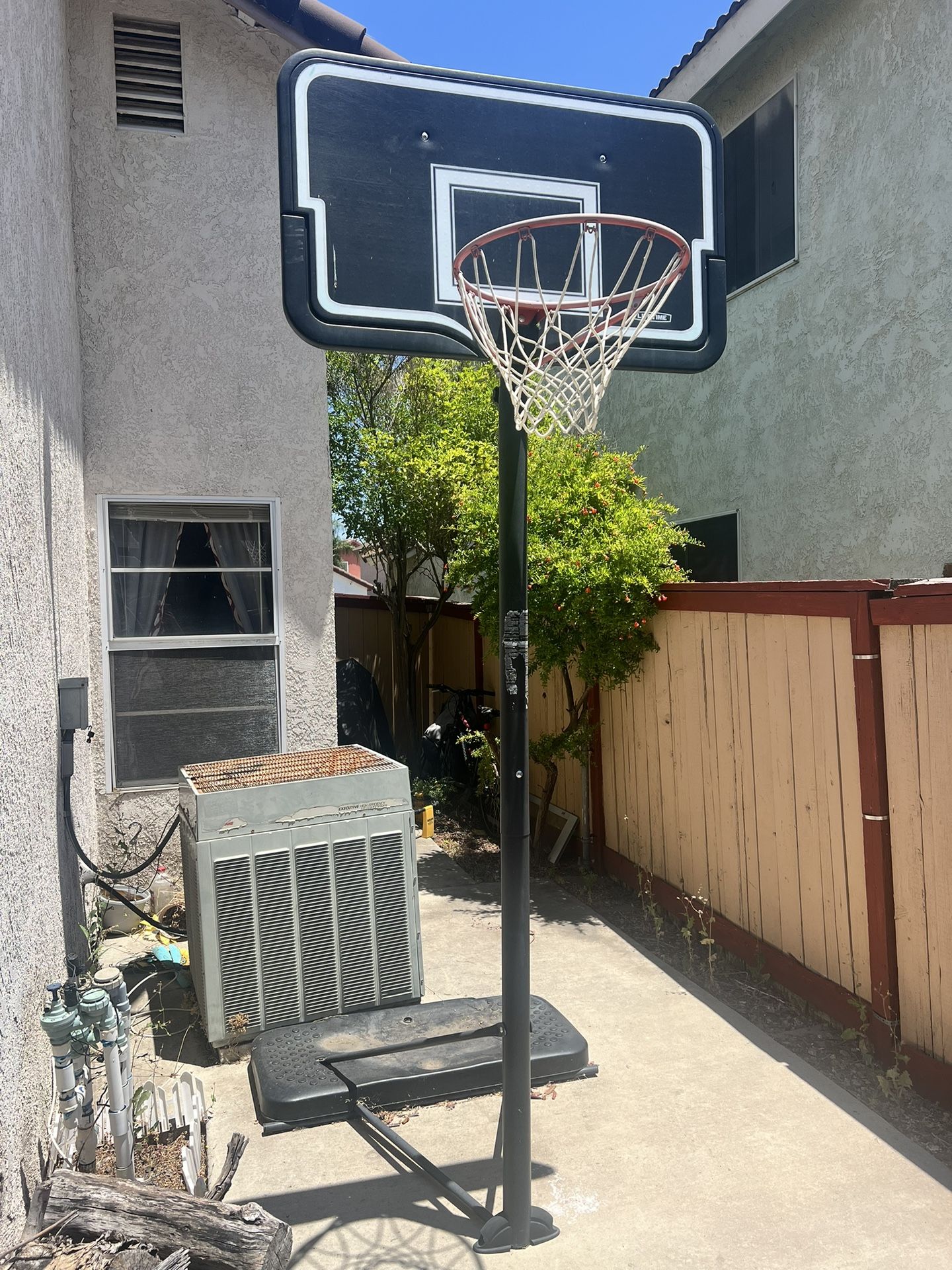 Basketball Hoop