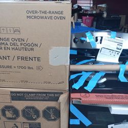 Brand New Stainless Steel Stove, Microwave And Dishwasher For Sale 