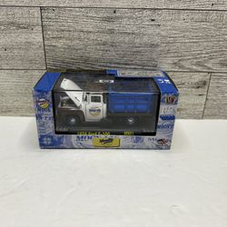 M2 Machines MoonPie  White /  Blue ‘1956 Ford F - 100 MN01 Truck• Die Cast Metal • Made in China  