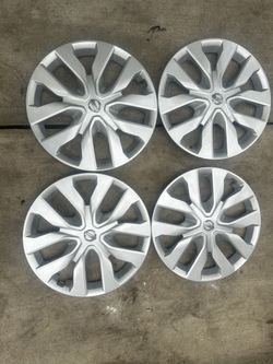Nissan Rouges 17 Inch Hubcaps/wheel Covers !