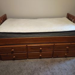 Awesome Solid Wood Bedroom Set