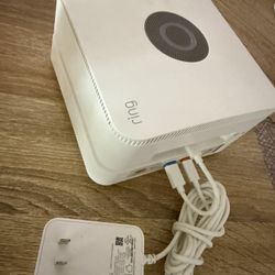 Ring alarm pro Kit W Built In Eero And Smoke Detectors 
