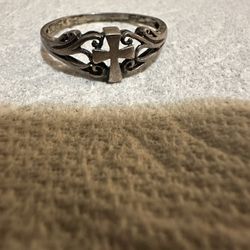 925 Sterling Cross Ring Size 10 