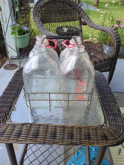4 Vintage Milk Bottles With Carrier 