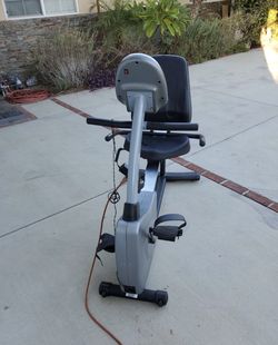 VISION FITNESS R10 RECUMBENT STATIONARY CARDIO BIKE FOR INDOOR WITH DIGITAL DISPLAY for Sale in Los Angeles CA OfferUp