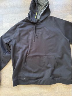 UA sweatshirt