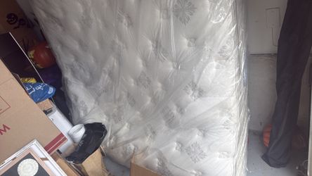 King size mattress
