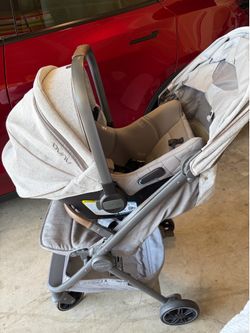 Nuna travel system- carseat + stroller