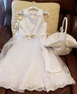 White Flower Girl/ Communion Dress with white flower basket
