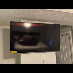 LG 55-Inch  Series 4K Smart TV, AI-Powered 4K, Cloud Gaming Black
