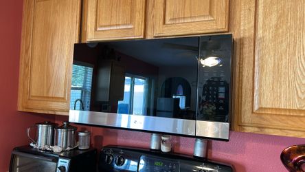 LG microwave built-in barely used LG microwave built-in barely used