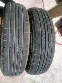 ST 205/75/15 CARLISLE RADIAL 95-100% TREAD DOT 50/22 LOAD RANGE D SET OF 2 MATCHING TIRES EXCELLENT CONDITION