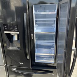 Samsung Beverage Door refrigerator