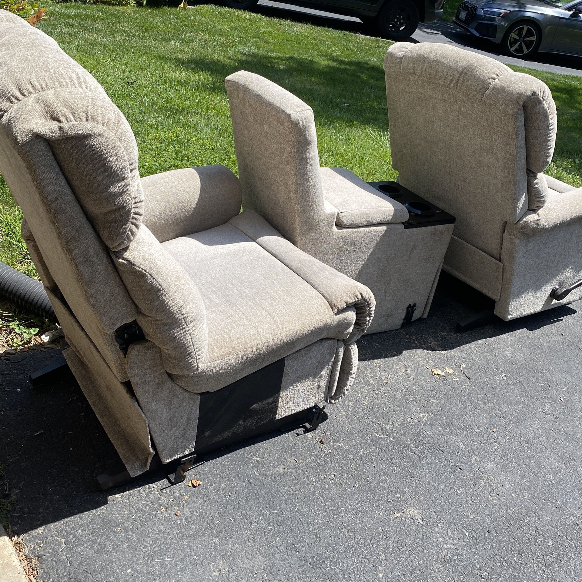 Lazyboy 3 Piece Sofa Rocker Recliner